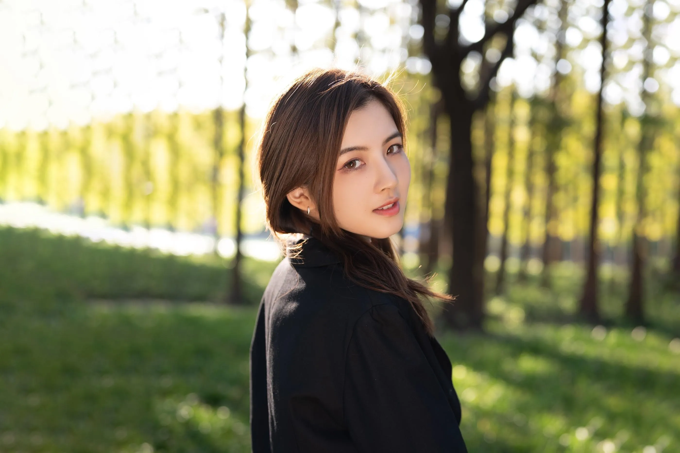 [艺图语] 2022.06.21 秋日乐章 Dtifa丁小妮 [23P]插图